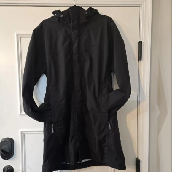 Marmot Light Weight Black Hooded Jacket - Picture 2 of 8